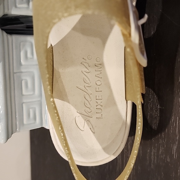 Skechers Gold Lux Glitter'fied Foamies Sandles size 10 - Picture 5 of 10